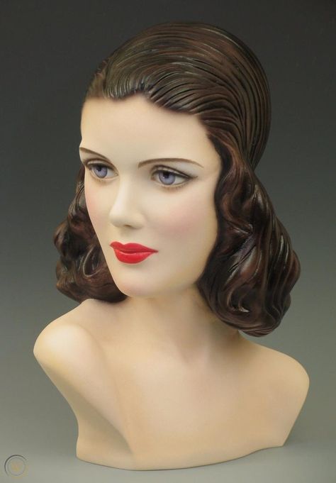 40s Vintage Style Mannequin Head / Bust Display by Decoeyes | #1733203261 Store Mannequins, Ceramic Lady Heads, Mannequin For Sale, Styrofoam Head, Mannequin Display, Head Bust, Head Vases, Mannequin Art, Vintage Mannequin