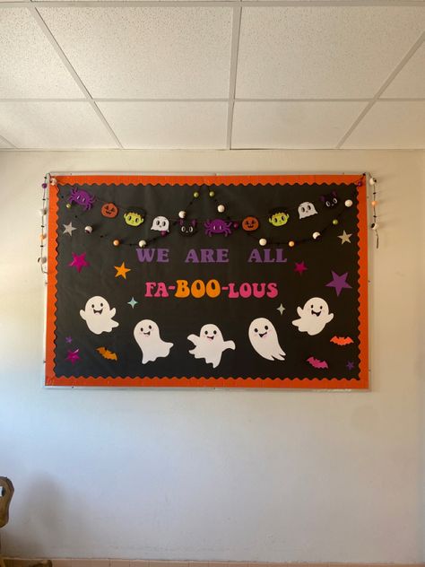 Halloween boo ghoust faboolous Halloween Poster Ideas For School, Halloween Bulletin Boards, School Volunteer, Ra Boards, Work Decor, Craft Halloween, Class Door, Work Project, Halloween Poster