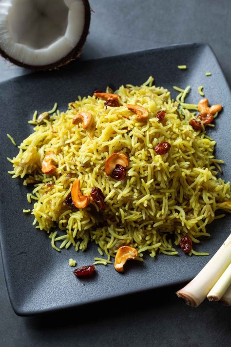 Vegan Butter Substitute, Yellow Rice Recipes, Chili Rice, Instant Pot Recipes Vegetarian, Ghee Butter, Ip Recipes, Sri Lankan Recipes, Yellow Rice, Coconut Rice