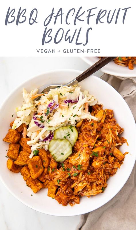 Bbq Jackfruit Bowl, Quick Coleslaw, Veg Salads, Vegan Bbq Recipes, Canned Jackfruit, Bbq Jackfruit, Jackfruit Recipes, Vegetarian Mains, Whole30 Dinners