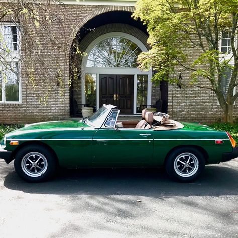 This is the quintessential British roadster. Collector Cars For Sale, Mg Mgb, British Car, Delray Beach, British Cars, Green Paint, New Top, Collector Cars, Manual Transmission