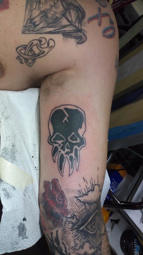 Rancid Tattoo, Best Neck Tattoos, Neck Tattoos, Neck Tattoo, Skull Tattoo, Random Things, Tattoos, Coffee