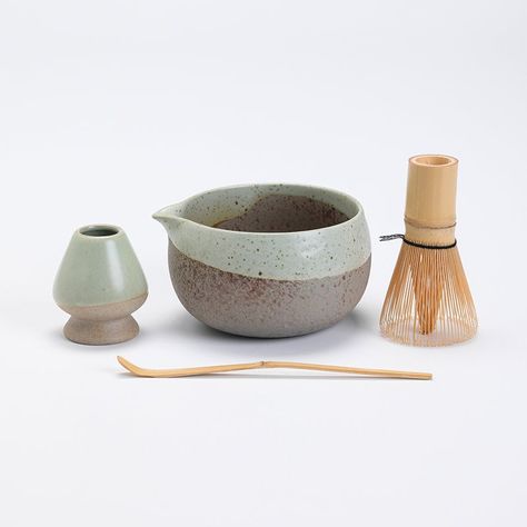 Coarse Pottery Ceramic Matcha Bowl With Spout Matcha Tea - Etsy Matcha Bowl Ceramics Handmade, Matcha Whisk Holder, Ceramic Matcha Set, Ceramic Matcha Bowl, Matcha Ceramic, Macha Tea, Matcha Tea Ceremony, Bamboo Whisk, Japanese Matcha Tea