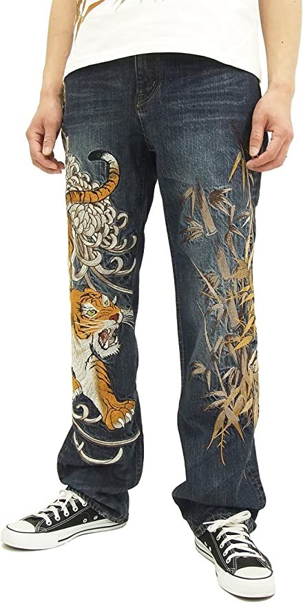 Tiger Pants, Japanese Tiger, Pants Outfit Men, Denim Pants Mens, Custom Jeans, Denim Crafts, Painted Clothes, Jeans Diy, Fashion Painting