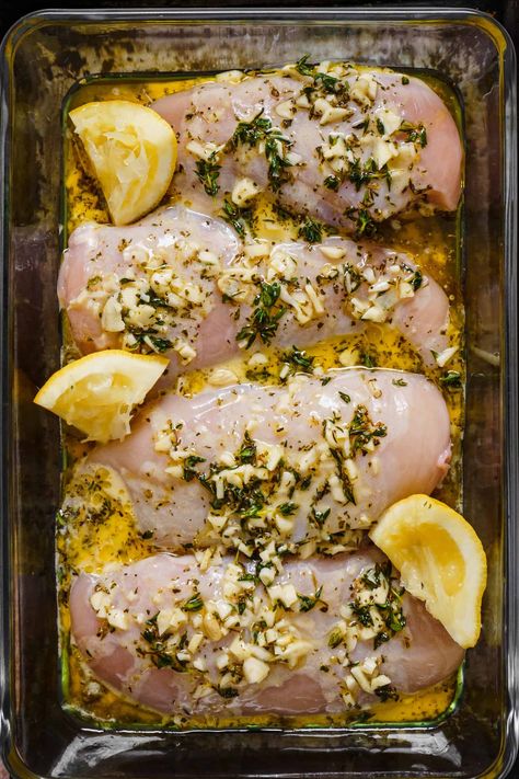 Lowcarb Chicken Recipe, Athenian Chicken Recipes, Medeteranian Chicken Marinade, Very Easy Dinner Ideas, Greek Chicken Pan Dinner, Chicken Marinade Mediterranean, Greek Inspired Chicken, Meteranian Chicken Recipes, Mediterranean Diet Chicken Marinade