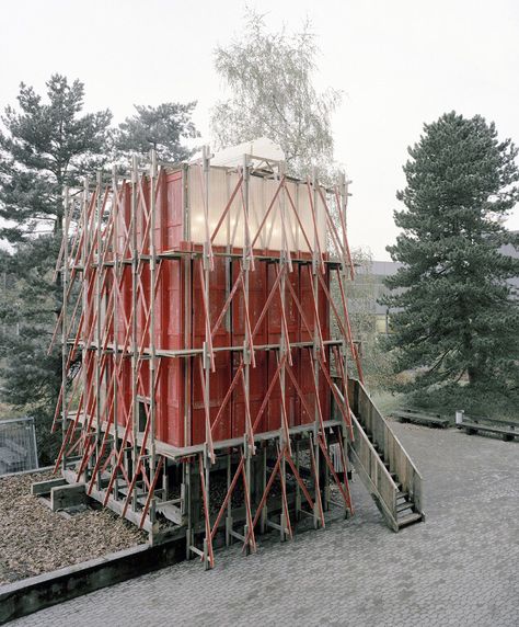 Ronchamp Le Corbusier, Tom Emerson, Wood Pavilion, Small Architecture, Swiss Architecture, Temporary Architecture, Peter Zumthor, Pavilion Design, Desert Design