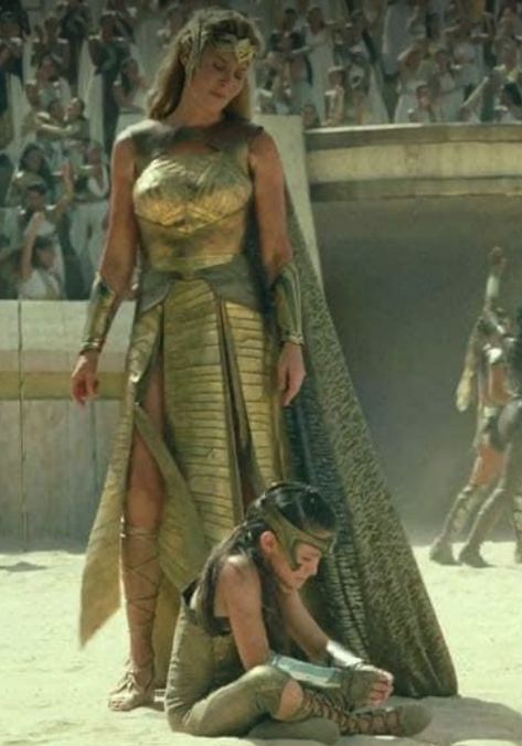 Amazonian Women, Amazons Wonder Woman, Connie Nielsen, Amazons Women Warriors, Wonder Woman Dress, Dc Database, Amazonian Warrior, Supergirl Cosplay, Wonder Woman Movie