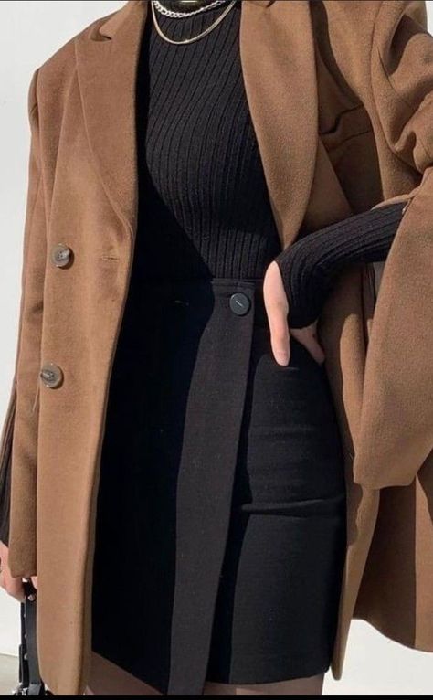 Dark Academia Outfit Women, Casual Outfits Ideas, Academia Aesthetic Outfit, Dark Academia Outfits, Dark Academia Outfit, Academia Outfits, Smart Dressing, Warm Tights, Best Winter Outfits