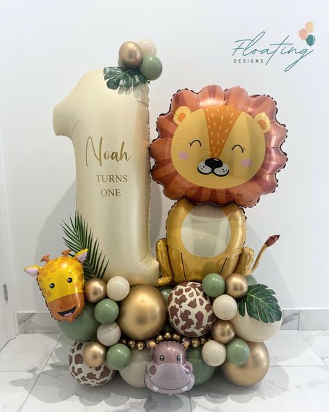 FLOATING DESIGNS | 🦁Safari 🐯 Double stacks with matching table display in a safari theme for Noah on his 1st birthday 🎉 Please message for more… | Instagram Safari Theme Table, Simba Cake, Party Animal Theme, Balloon Birthday Themes, Safari Birthday Party Decorations, Wild One First Birthday, Animal Themed Birthday Party, Wild Birthday Party, Safari Theme Birthday