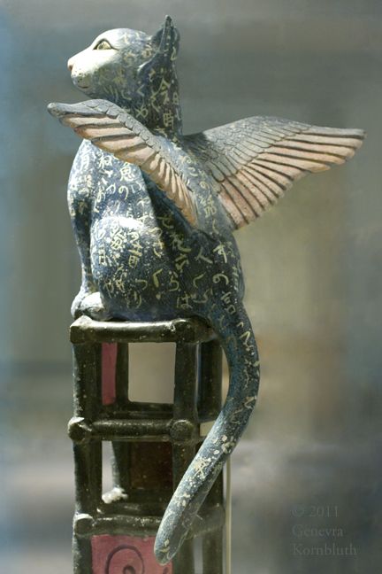 yoshio taylor artist - Google Search Pottery Cats Sculpture, Creative Creatures, Cat Sculpture, Head Statue, Angel Cat, Clay Animals, Blue Cat, Ceramic Animals, Arte Sketchbook