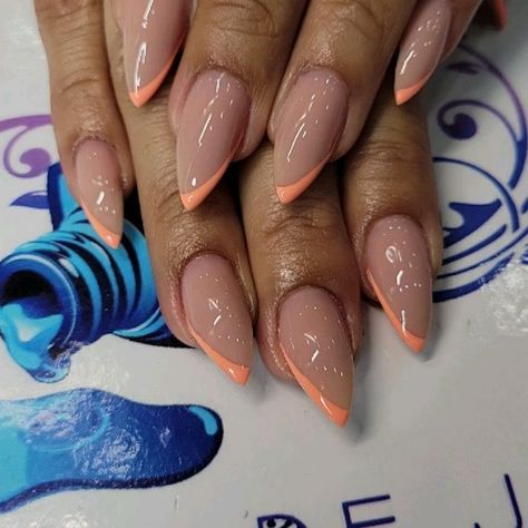 11.4k Likes, 68 Comments - 💅🏾Ja'Car Spa Haven LLC. (@deenailspa) on Instagram: “🧡🧡PURE CANTALOUPE SLICES 🧡🧡  💅🏾NATURAL NAIL OVERLAY 💅🏾  #naturalnailoverlay #notips #realnails…” Negative French Nails, Cute Nails For Black Women, Nail Esthetics, Nail Overlay, Stilleto Nails Designs, Peach Nails, Minimal Nails, Almond Nails Designs, Almond Acrylic Nails