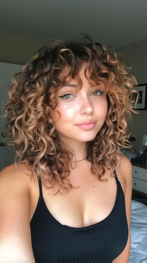 Ash Brown Hair With Highlights Curly, Curly Hairstyles Round Face Plus Size, Layered Bob Hairstyles For Curly Hair, Best Curly Haircuts For Round Faces, Curly Hair For Long Face Shape, Perm On Medium Length Hair, Haircuts For Curly Hair Round Face, Funky Curly Haircuts, Haircuts For Medium Length Curly Hair