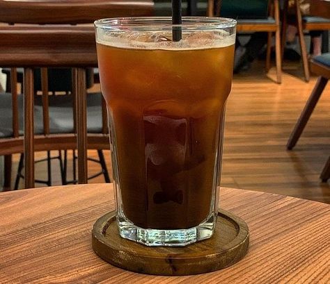 Iced Americano Coffee Flavors, Iced Americano, Americano Coffee, Iced Coffee Drinks, Perfect Summer Drink, Espresso Drinks, Summer Drink, Strong Coffee, Cup Of Joe