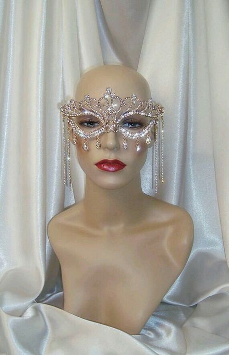 Crown Mask, Masquerade Ball Outfits, Gold Masquerade Mask, Masquerade Outfit, Masquerade Ball Party, Venetian Masquerade Masks, Bridal Mask, Mardi Gras Outfits, Metal Mask