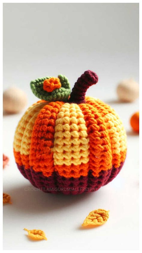 Pumpkin Amigurumi, Crocheted Pumpkins, Pumpkin Patterns Free, Crochet Fall Decor, Crochet Autumn, Thanksgiving Crochet, Halloween Amigurumi, Autumn Crochet, Crochet Pumpkins