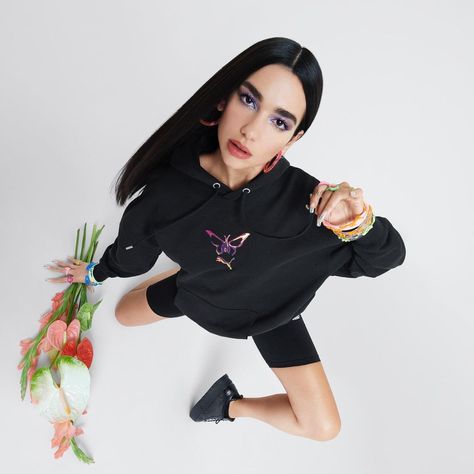 Dua Lipa Puma, Puma X Dua Lipa, Famous Singers, One Drop, Puma X, Dua Lipa, Capsule Collection, Harley Quinn, Black Sweaters