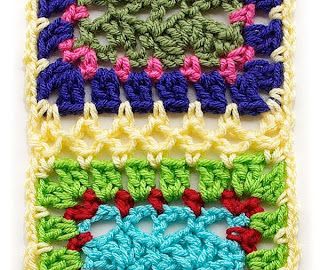 12 Great Methods for Joining #Crochet Afghan Square and Blocks! SCALLOP JOIN Joining Crochet Squares, Joining Granny Squares, Crocheted Squares, Crochet Square Patterns, Granny Squares Pattern, Crochet Motifs, Granny Square Crochet Pattern, Crochet Instructions, Crochet Square