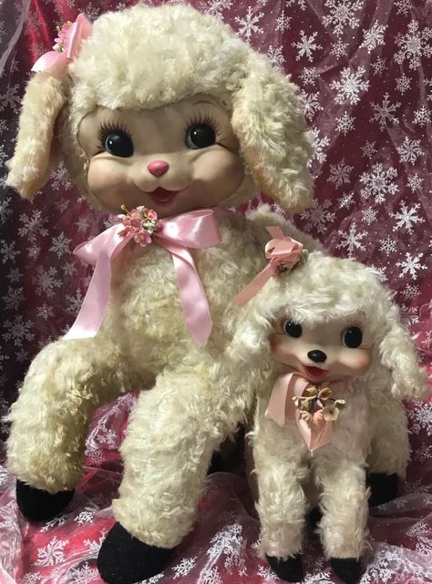 Mutton & Lamb Rushton Toys, Vintage Baby Toys, Vintage Stuffed Animals, Vintage Toys 1960s, Doll Plushies, Rubber Face, Cute Clown, Mommy And Baby, Baby Lamb