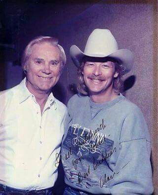 George Jones and Alan Jackson. Mine is George Jones.. Who u like leave in comments. Allan Jackson, Alan Jackson Music, Allen Jackson, Classic Country Songs, Best Country Singers, Love Country, Best Country Music, Hank Williams Jr, Country Musicians