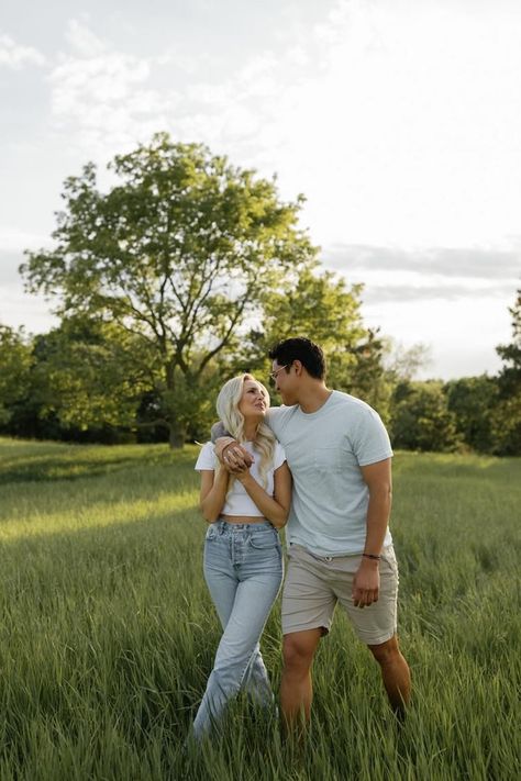 Documentary engagement photos taken at golden hour for couples photos inspiration during the summer in a beautiful field for a timeless couples photos experience Engagement Photos August, Couple Photoshoot Outfit Ideas Summer, Couple Pic Outfit Ideas, End Of Summer Engagement Photos, August Couple Photoshoot, Simple Couple Photoshoot Outfits, Outside Couple Pictures, Couple Picture Outfit Ideas Summer, Engagement Photos For Awkward Couples