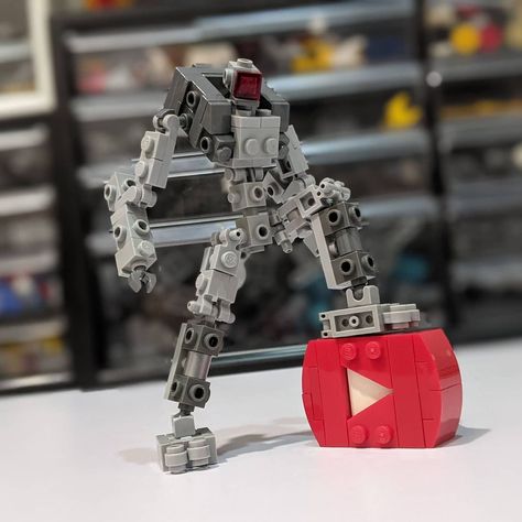 Lego Robot Frame, Lego Mecha Frame, Lego Mech Instructions, Lego Mech Frame, Lego Frame, Lego Hero Factory, Micro Lego, Lego Boards, Lego Spaceship