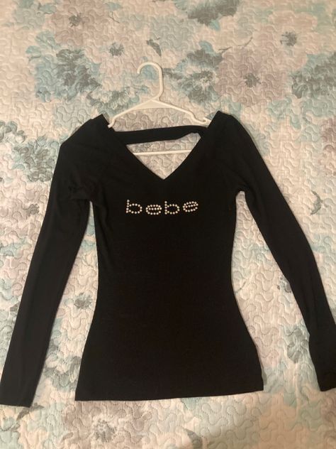 Bebe Shirt 2000s Outfit, Bebe Shirt 2000s, Bebe Clothes 2000s, Mcbling Clothes, Bebe Shirt, Bebe Shirts, 2000s Clothes, 2000s Outfits, Fits Clothes