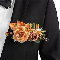 Burnt Orange Wedding Boutonniere, Boutannaires Wedding, Escimo Rose, Boutineer Ideas Wedding, Pocket Boutonniere Wedding, Fall Wedding Burnt Orange, Pocket Square Boutonniere, Square Boutonniere, Anniversary Dinner Party