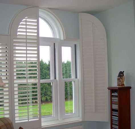 Shutters Arched Window, Arch Window Covering Ideas, Gate Lodge, Arched Window Coverings, Atrium Windows, Bay Window Shutters, Arched Window Treatments, Eyebrow Arch, Shutters Interior