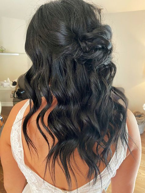 Bridal Hairstyles Half Up Half Down Brown Hair, Wedding Hairstyles Half Up Half Down Dark Hair, Bridal Hair Half Up Half Down Bun, Dark Hair Half Up Half Down, Prom Hairstyles Half Up Half Down Bun, Half Up Half Down Bun Prom Hair, Maid Of Honour Hair, Maid Of Honor Hair, Half Down Bridal Hair