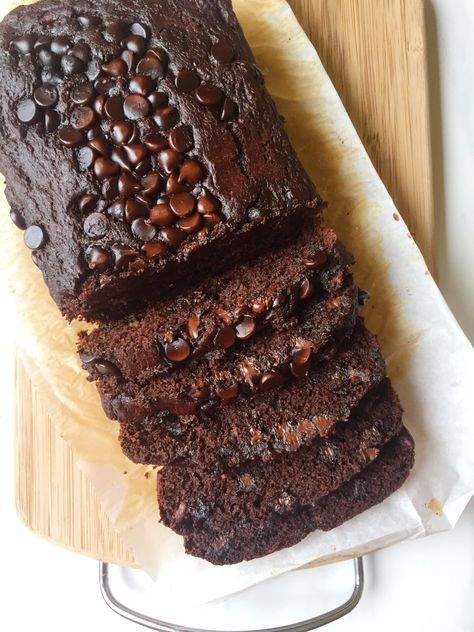 Protein Loaf, Healthy Chocolate Banana, Chocolate Loaf, Gluten Free Dairy Free Dessert, Chocolate Loaf Cake, Loaf Cake Recipes, Healthy Cake Recipes, Chocolate Banana Bread, Best Chocolate Cake