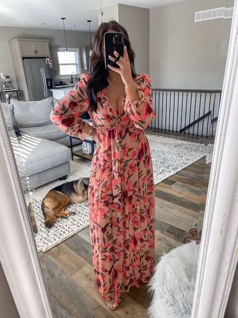 Maxi Dress With Sleeves Classy, Wedding Guest Dress Fall October, Floral Maxi Dress With Sleeves, Floral Maxi Dress Wedding, Long Sleeve Wedding Guest Dress, October Wedding Guest Outfits, Sleeve Wedding Guest Dress, Floral Maxi Dress Outfit, Wedding Guest Dress Fall