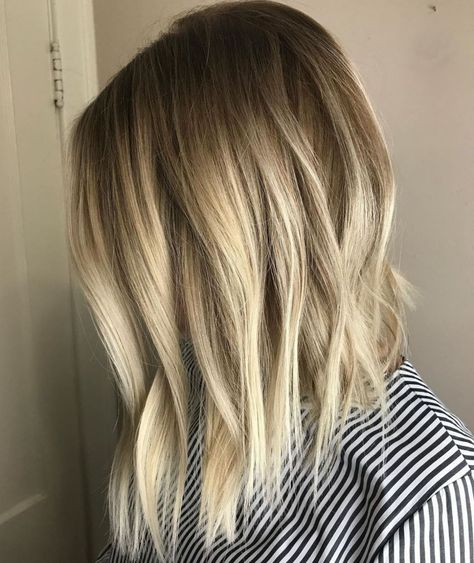 Extra Long Blonde Choppy Bob Aline Haircuts, Long Bob Cuts, Aline Bob, A Line Haircut, Inverted Long Bob, A Line Bob, Inverted Bob Haircuts, Line Bob Haircut, Stacked Haircuts