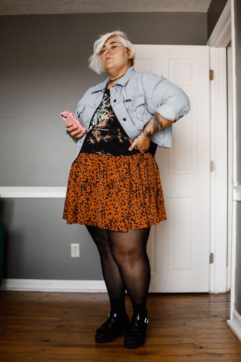 Grunge Office Outfit Plus Size, Plus Size Witchy Outfits Summer, Plus Size Soft Grunge, Thrifted Plus Size Outfits, Plus Size Grunge Outfits 90s, Soft Alternative Fashion, Grunge Outfits Edgy Plus Size, Plus Size Mini Skirt Outfit, Soft Alternative Outfits