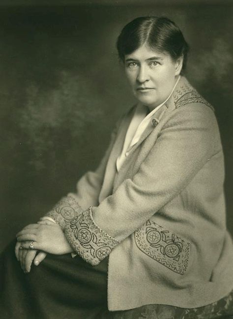 Editorial: Willa Cather, then and now  World-Herald editorial Lesbian Books, My Antonia, Classic Authors, Writing Voice, Lucky Seven, Willa Cather, Woman Authors, Feminist Icons, Red Cloud