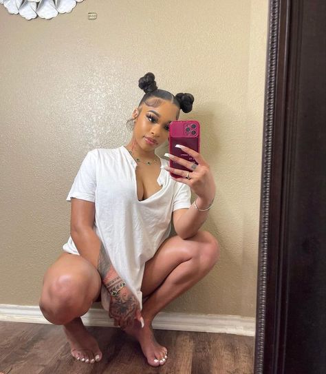 Buns Black Women, Space Buns Black Women, Two Space Buns, Feminine Fatale, Natural Hair Hairstyles, Hair Content, Sleek Ponytail Hairstyles, Frontal Wig Hairstyles, Space Buns