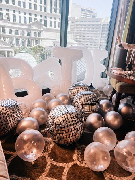 Disco Theme Bridal Party, Las Vegas Hen Party, Vegas Bachelorette Aesthetic, Vegas Hen Party, One Last Disco Bachelorette, Vintage Vegas Bachelorette, Vegas Bachelorette Party Decorations, Sparkly Bachelorette Theme, Las Vegas Bachelorette Party Decorations