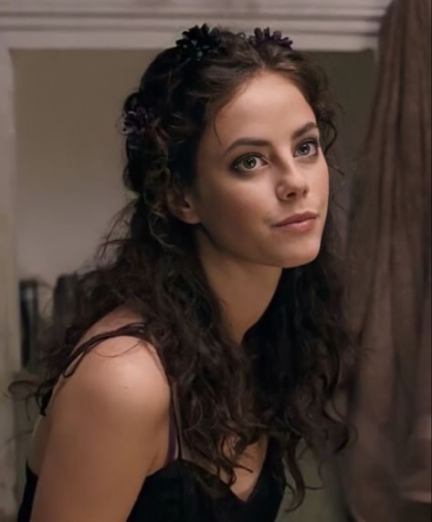 Kaya Scodelario Skins, Elizabeth Stonem, Effy Stonem, Skin Aesthetics, Skins Uk, Kaya Scodelario, Beauty Goals, Group Chat, Hair Inspo