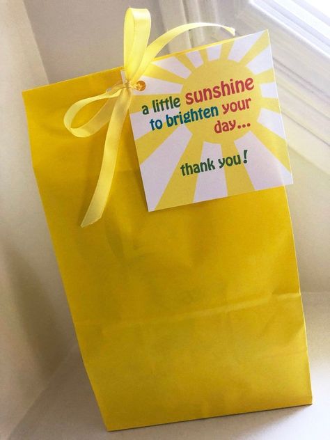 Classmate Gifts, Sunshine Box, Sending Sunshine, Sunshine Committee, Sunshine Printable, Health Marketing, Appreciation Gifts Diy, Staff Appreciation Gifts, Teacher Appreciation Gifts Diy