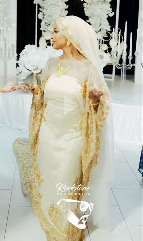 Wedding Dirac Somali, Traditional Somali Wedding Dress, Somali Wedding Dress, Somali Bride, Hijabi Baddie, Hijabi Barbie, Somali Clothes, Somali Culture, Somali Wedding