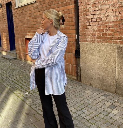 Copenhagen Summer Style, Scandinavian Style Outfit, Outfit Verano, Copenhagen Fashion, The Chic, Scandinavian Style, Summer Style, Spring Summer Fashion, Copenhagen