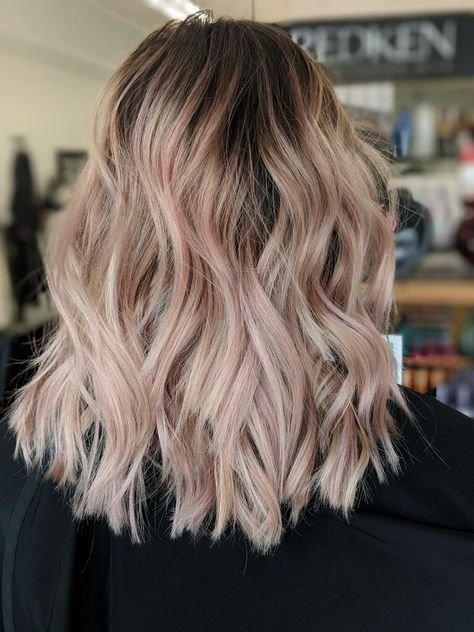 Subtle Rose Gold Blonde ❤️😍 Blonde And Rose Gold Balayage, Subtle Rose Gold Hair Highlights, Blonde Hair With Subtle Color, Blonde Balayage With Rose Gold, Dark Blonde Hair With Rose Gold Highlights, Pearl Rose Blonde Hair, Rose Highlights Blonde, Rose Balayage Blonde, Rose Gold Toned Hair Blonde