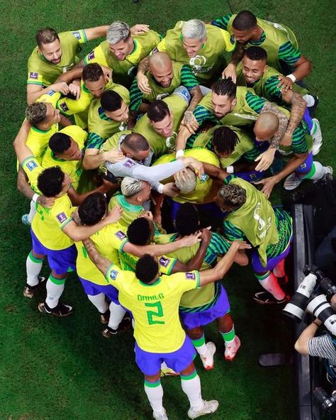 Brasil Football Aesthetic, Brazil National Team Wallpaper, Brazil Football Team, Brazil Team, Alex Telles, Brasil Aesthetic, Brazil Football, Football Wags, Team Wallpaper