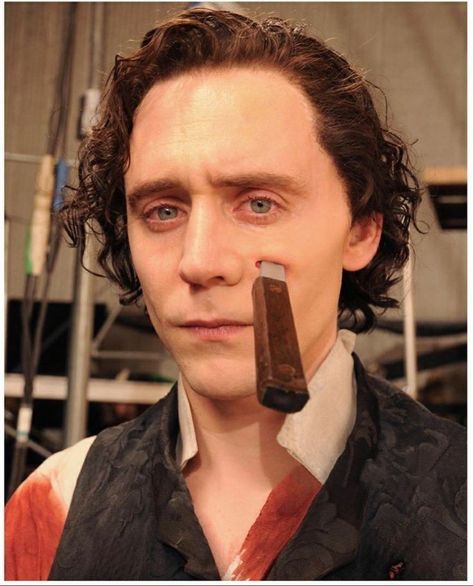 Javier Botet, Tom Hiddleston Crimson Peak, Jim Beaver, Thomas Sharpe, Doug Jones, Legendary Pictures, Mia Wasikowska, Crimson Peak, Thomas William Hiddleston