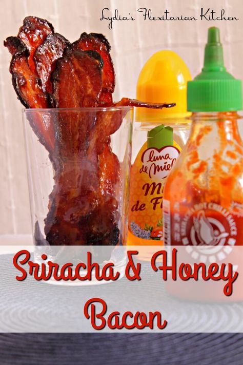 Flavored Bacon Recipes, Honey Siracha, Honey Appetizers, Honey Bacon, Candied Bacon Recipe, Bacon Roses, Honey Candy, Bacon Recipe, Candied Bacon