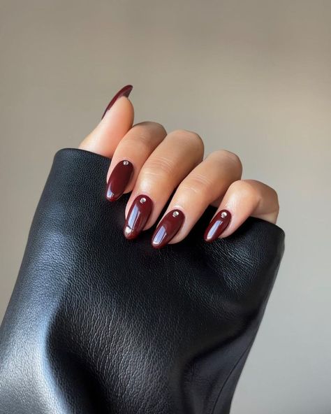 Winter Nails 2023, Fall Almond Nails, Wife Nails, Nails Collection, Kutek Disney, Wine Nails, Simple Fall Nails, Fall Gel Nails, October Nails