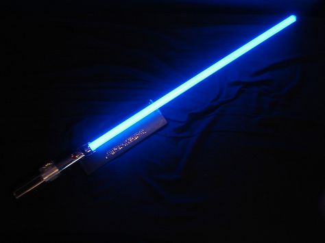 Blue Lightsaber Anakin Lightsaber, Twi'lek Jedi, Anakin Skywalker Lightsaber, Jedi Lightsaber, Blue Lightsaber, Skywalker Lightsaber, Lightsaber Design, Twi Lek, Star Wars Light Saber