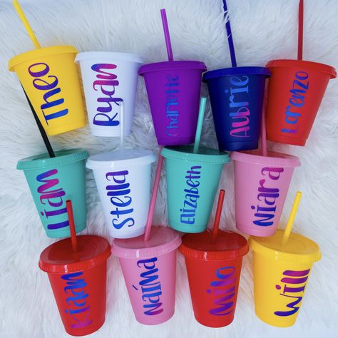 Colorful cups printed personalized children' names on them. Cups With Names, Lafayette California, Colorful Cups, Birthday Drinks, Circuit Ideas, Dirty Thirty, Crafts For Kids Easy, Kids Cups, Kids Tumbler