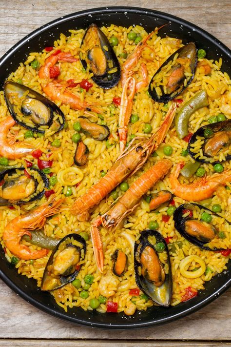 Bobby Flay Paella Recipe - Bobby Flay Recipes Paella Rice Recipes, Pialla Recipes Seafood, Bobby Flay Paella Recipe, Pialla Recipes, Easy Spanish Paella Recipe, Shrimp Paella Recipe, Paella Recipes, Spanish Paella Recipe, Shrimp Paella