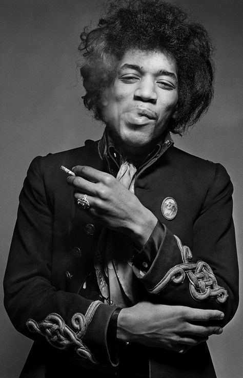 Jimi Hendrix Art, Jimi Hendrix Poster, Jimi Hendrix Experience, Celebrity Travel, Janis Joplin, Black N White Images, Iconic Photos, Music Legends, Music Icon