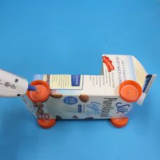 Milk Carton Crafts, Truck Crafts, Craft Project Ideas, Truck Diy, Wheel Craft, Milk Box, Box Toys, Recycled Projects, Milk Carton